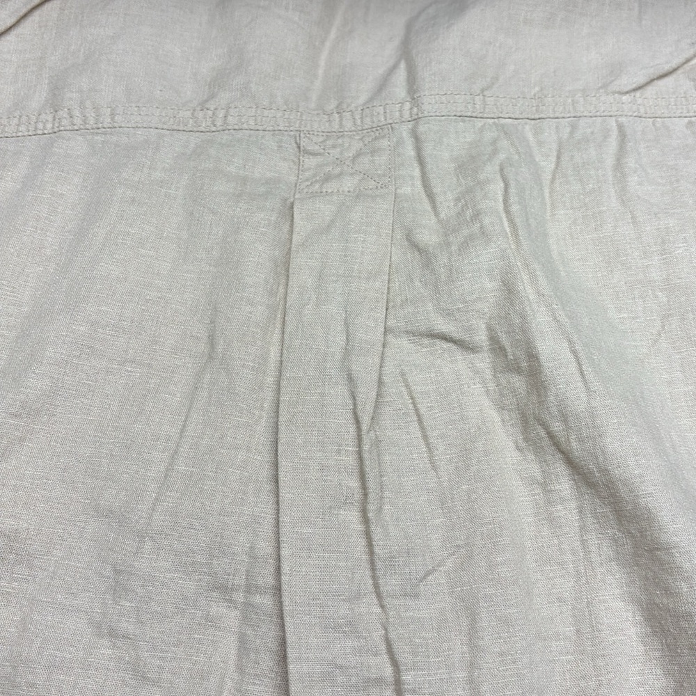 Tahari Linen Blend Long Sleeve 1/4 Button V-Neck Top Tan 1X - Picture 5 of 13